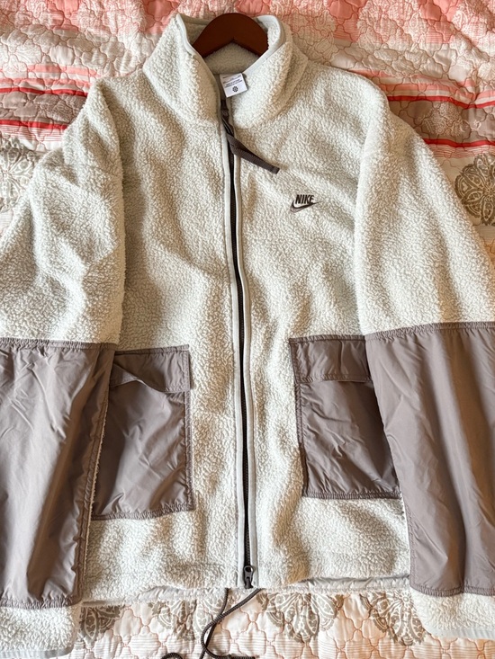 Nike Other - Nike Sportswear Sherpa Fleece Full Zip Jacket Light Bone DD5021-072 SIZE XXL
